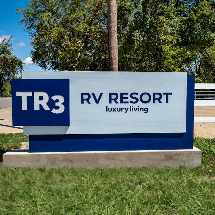 TR3 RV Resort - Terrell Tx RV Park Picture 10