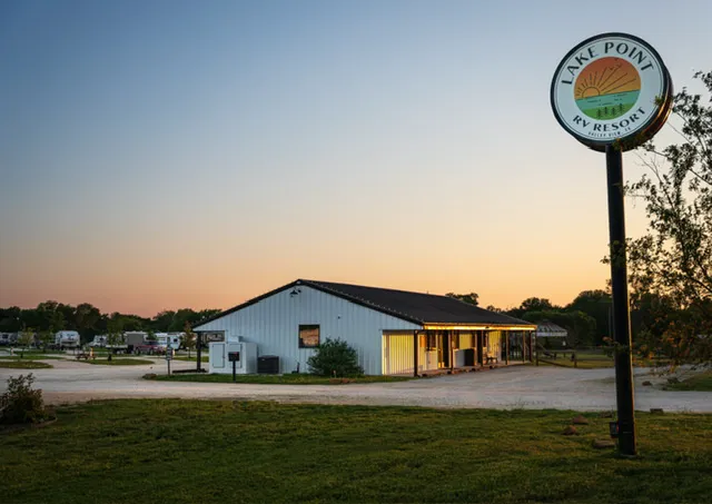 Lake Point RV Resort Picture 1