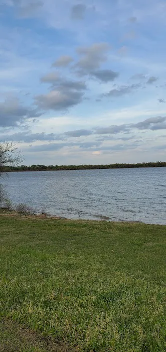 The Shores Mobile Home Park Picture 7