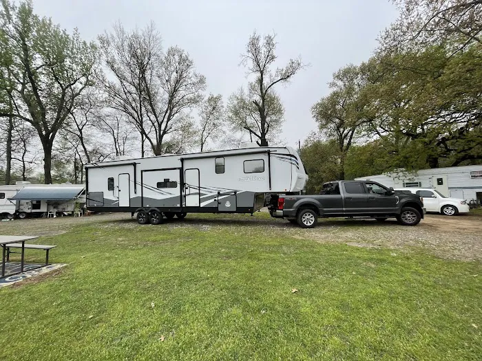 Texas Rose RV Park Picture 2