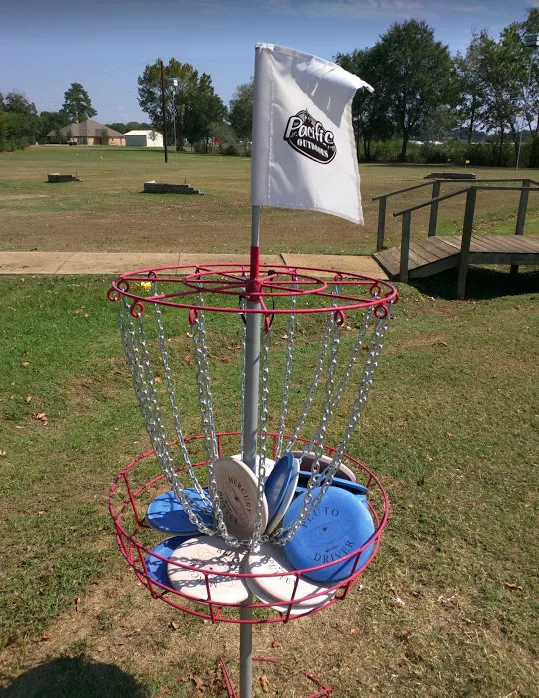 Tyler Oaks RV Resort Picture 7