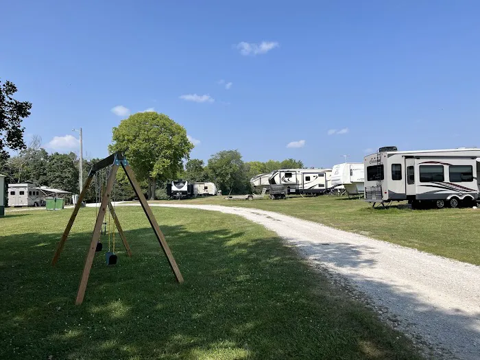 Timber Calls RV Campground Picture 1