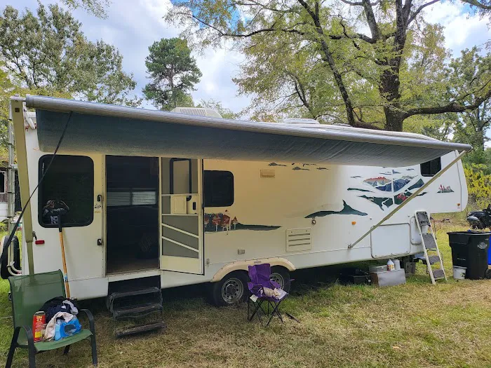 RJ'S RV Park Picture 1