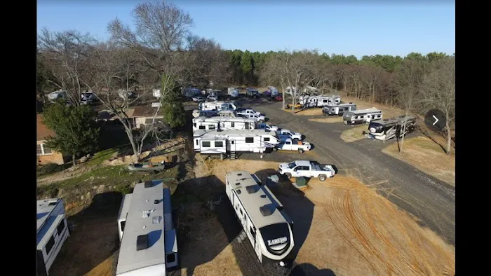 Pine Springs RV Park Picture 8