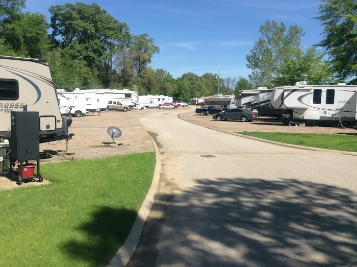 Hidden Lake RV Park Picture 1
