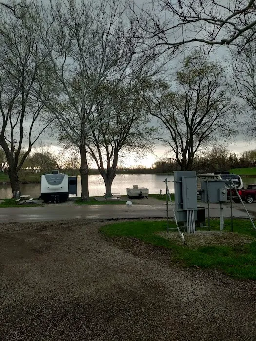 Cutty's Des Moines Camping Club Picture 4