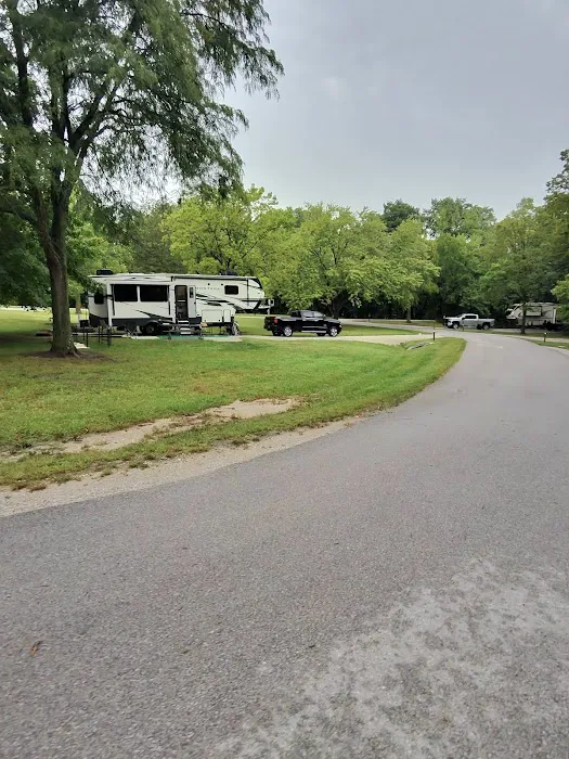 Acorn Valley Campground Picture 2