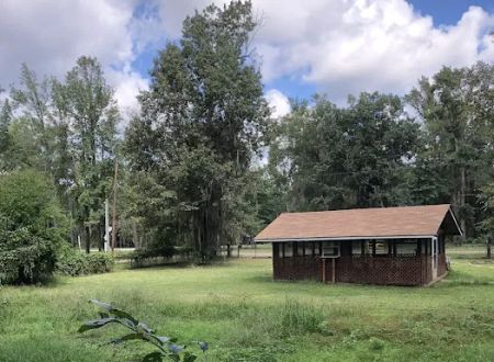 Caddo Lake Escape & RV Park