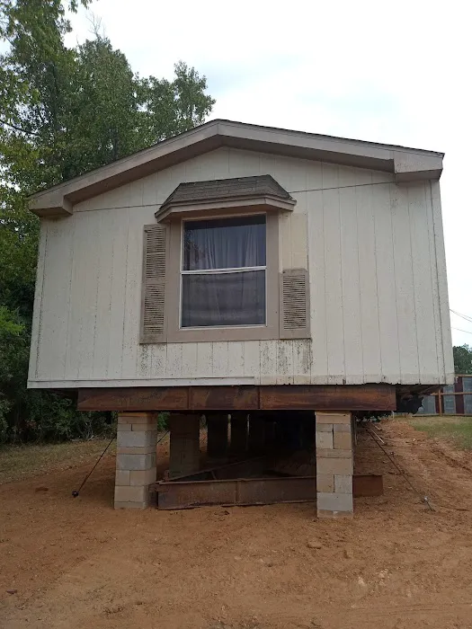 Whispering Pines Mobile Home Park Picture 4