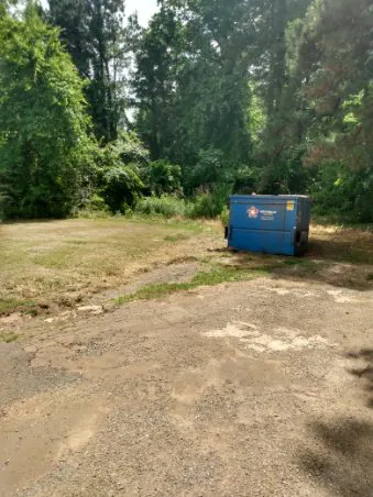 Whispering Pines Mobile Home Park Picture 6