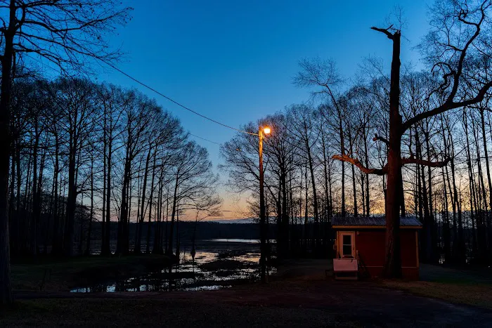 Tuckers Hunting and Fishing Camp Picture 4