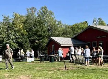 Eagle Lodge Resort & Campground