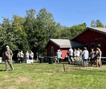 Eagle Lodge Resort & Campground