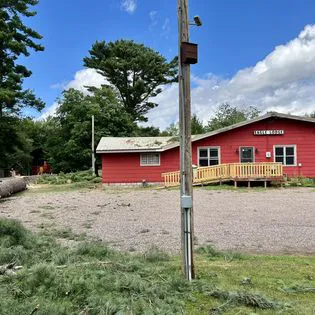 Eagle Lodge Resort & Campground Picture 4