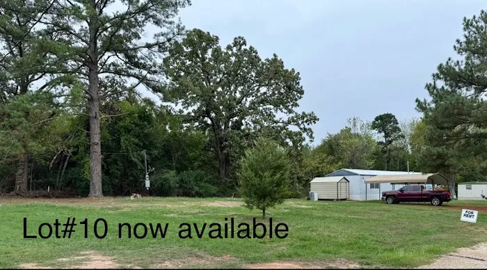 Cedar Creek Mobile Home Park Picture 3