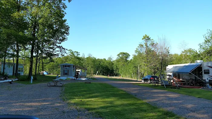 The Landing Campground Picture 4