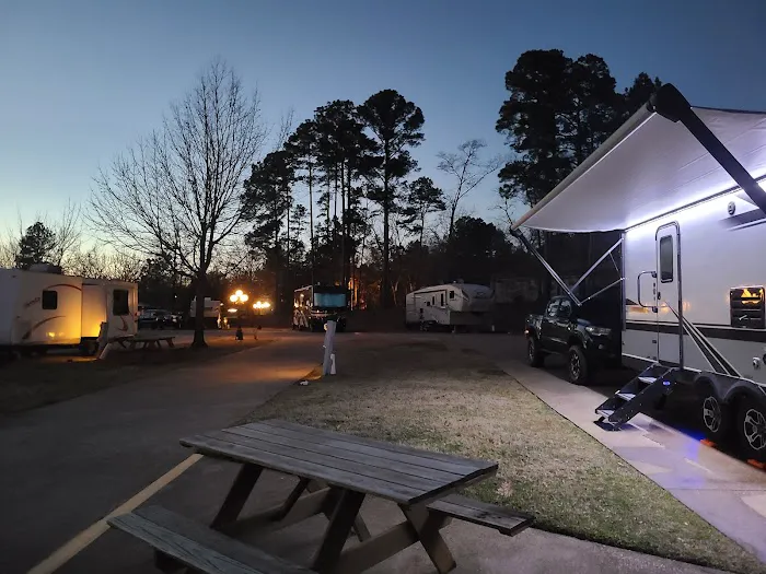 Shallow Creek RV Park Picture 2