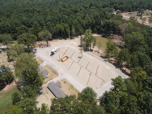 The Compound at River Road Picture 1