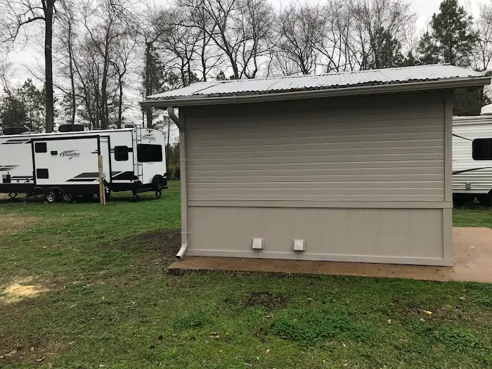 Pine Ridge AHC RV Park Picture 5