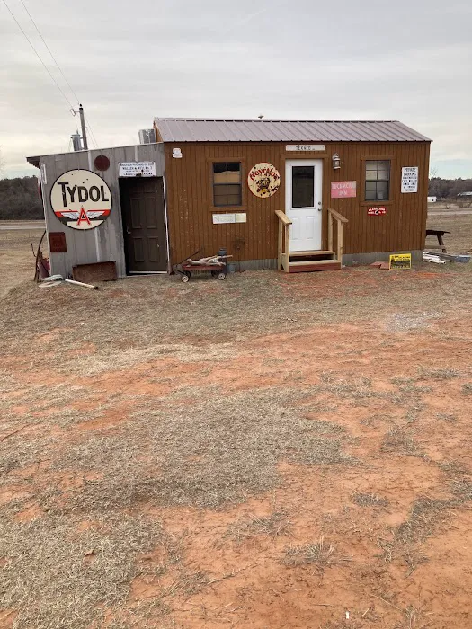 Broken Spoke RV Park Picture 4