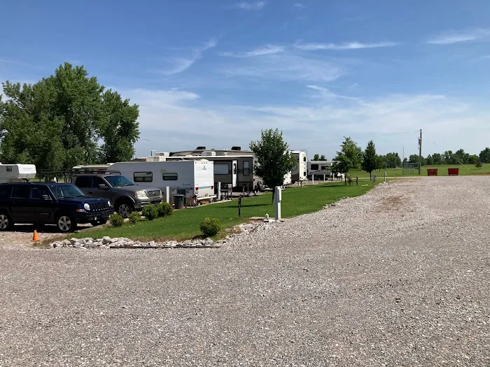 Broken Spoke RV Park Picture 6