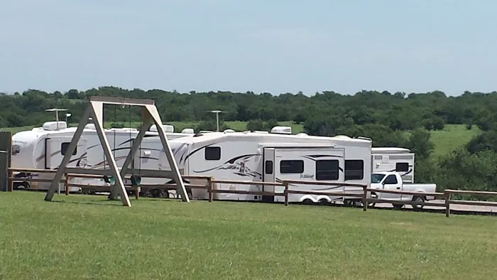 Rolling Meadows RV Park Picture 7