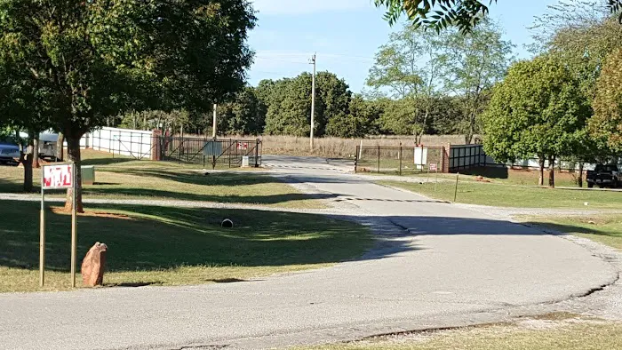 A-AAA Adult RV Park Picture 3