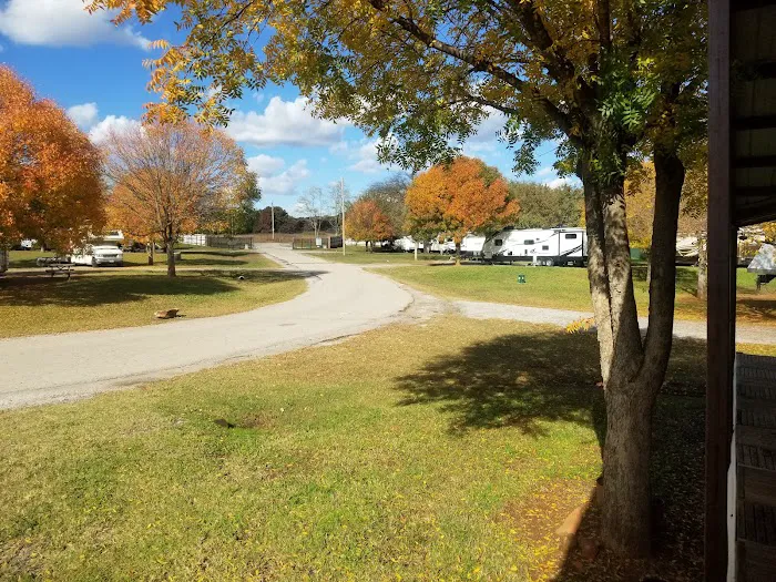 A-AAA Adult RV Park Picture 10