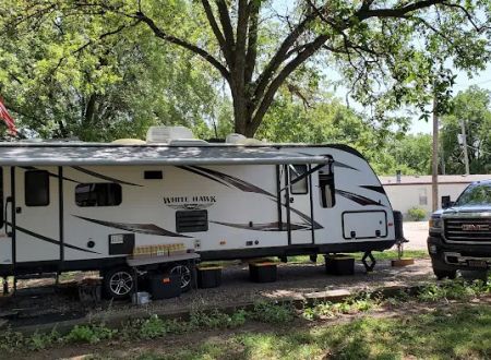 Pecan Creek Lodge & RV Park