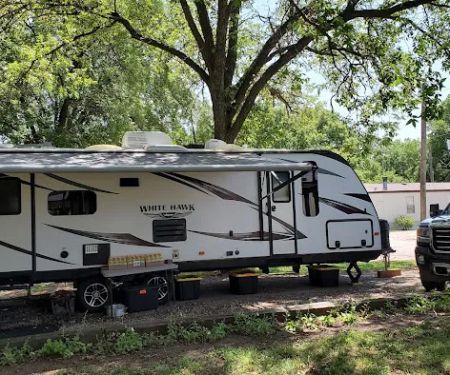 Pecan Creek Lodge & RV Park