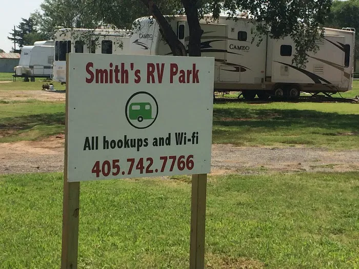 Smith's RV Park Picture 5