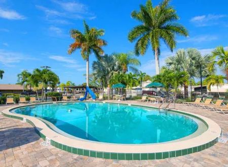 Sun Retreats Fort Myers Beach