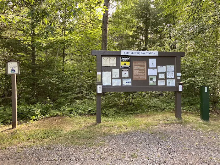 Day Lake Campground Picture 10