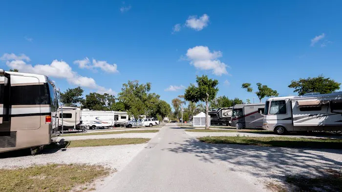 Sanctuary RV Resort Picture 4