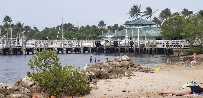 Hypoluxo Harbor Club Picture 2
