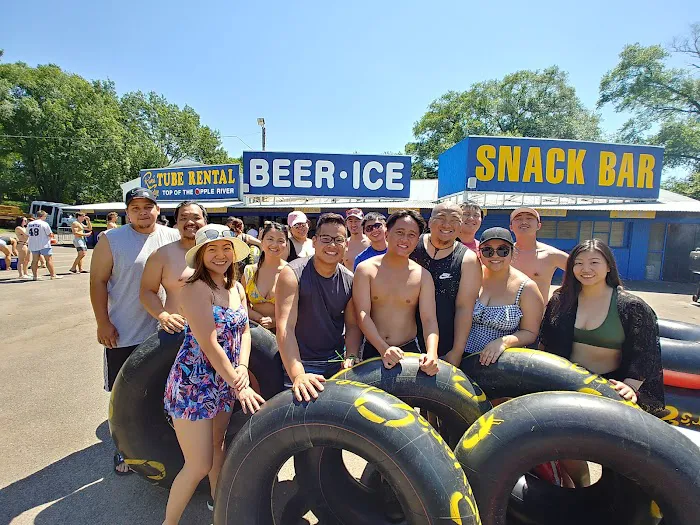 River's Edge Apple River Tubing & Camping Picture 4