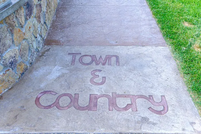 Town & Country RV Park and Campground Picture 6