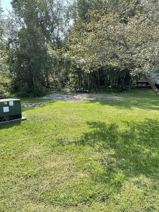 Lil’ Bit Campground Picture 7