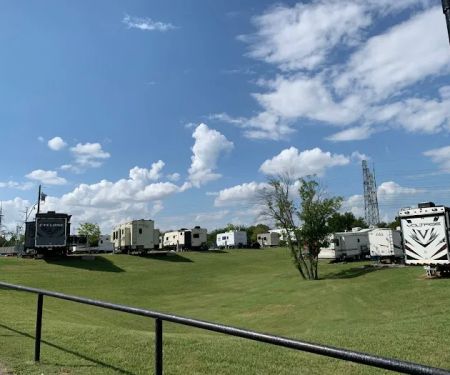 Plantation Place Dallas RV Park