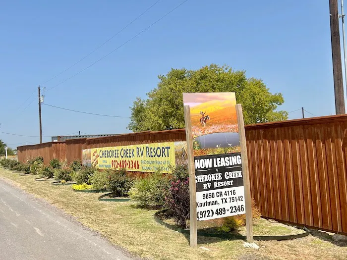 Cherokee Creek RV Resort Picture 4