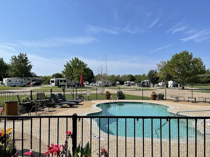 Canton I-20 RV Park Picture 3