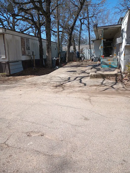 Texas Shade Mobile home Park Picture 6