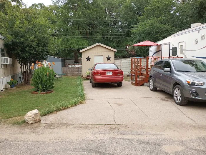 Texas Shade Mobile home Park Picture 7