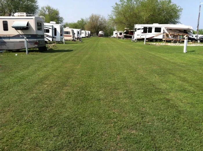 Wagon Master RV Park & Alpaca Farm Picture 2