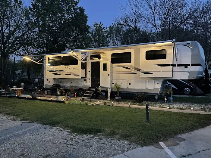 Post Oak Place Picture 4