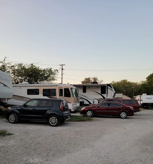 Post Oak Place Picture 1