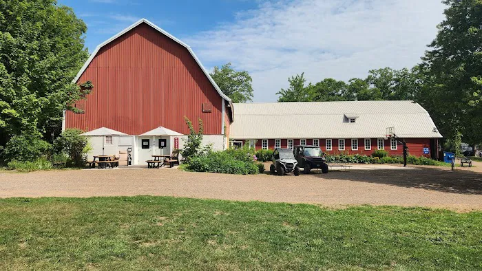 Red Barn Campground Picture 4