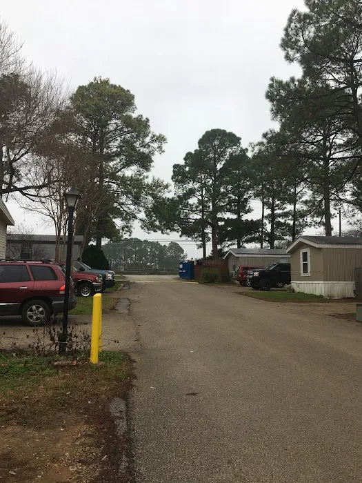 Flower Mound Mobile Home Park Picture 9
