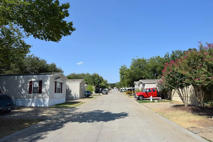 Northwood Manufactured Home Community Picture 4