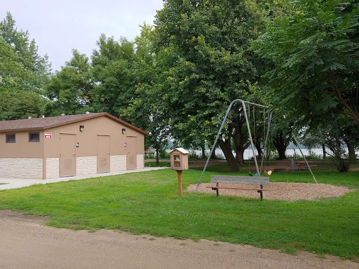 Sleepy Eye Campground Picture 3